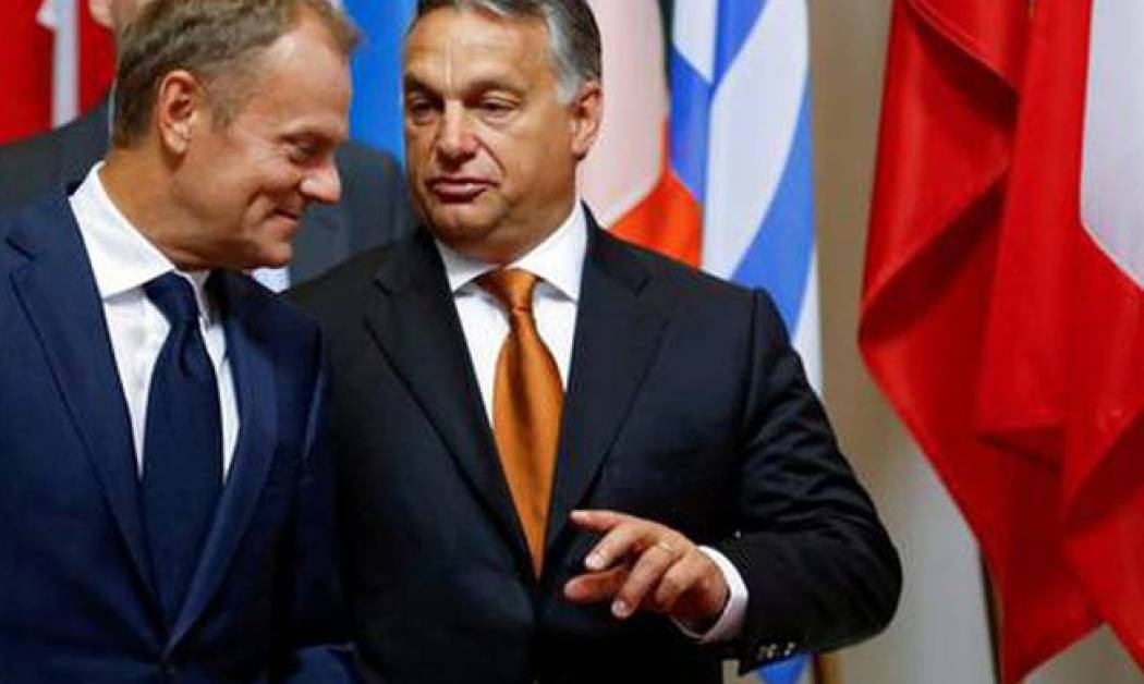 Τουσκ: Να κατανεμηθούν δίκαια στην ΕΕ τουλάχιστον 100.000 πρόσφυγες