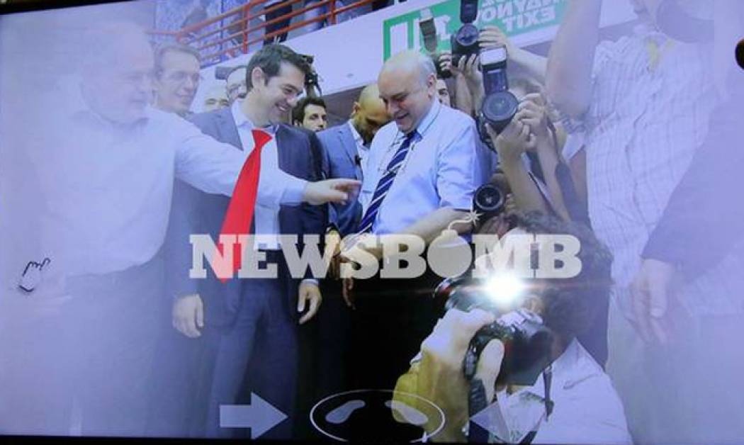 Τo Νewsbomb.gr στη ΔΕΘ: Ο Τσίπρας, η κόκκινη γραβάτα, ο Μπερμπάτοφ και οι αποδοκιμασίες! (pics+vids)