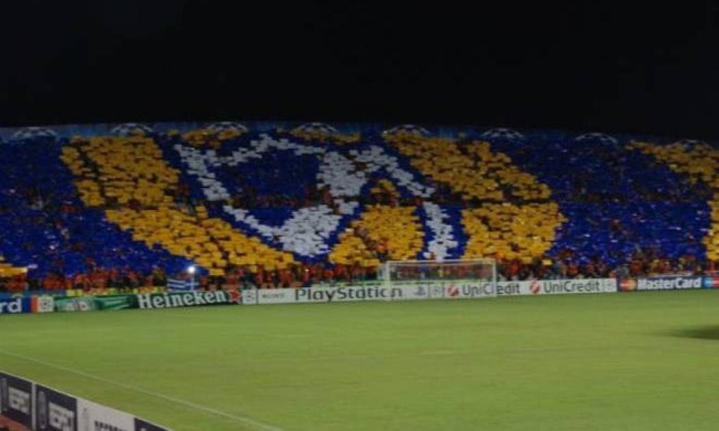 Εμετικό πανό οπαδών στην Κύπρο για τους πρόσφυγες!!! (photo)