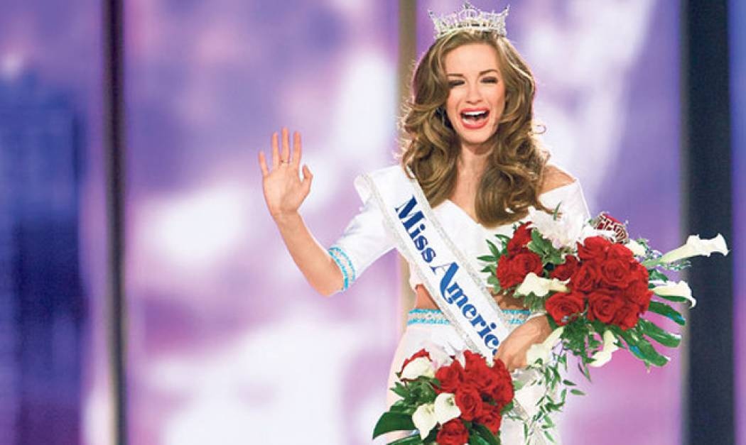 Μπέτυ Καντρέλ: «Είμαι μεγάλη τιμή ο τίτλος Miss America 2016»