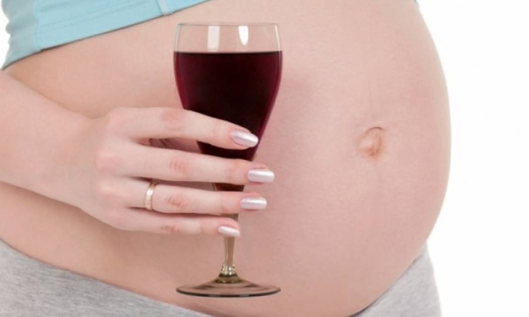 Γιατί η έγκυος δεν πρέπει να καταναλώνει αλκοόλ