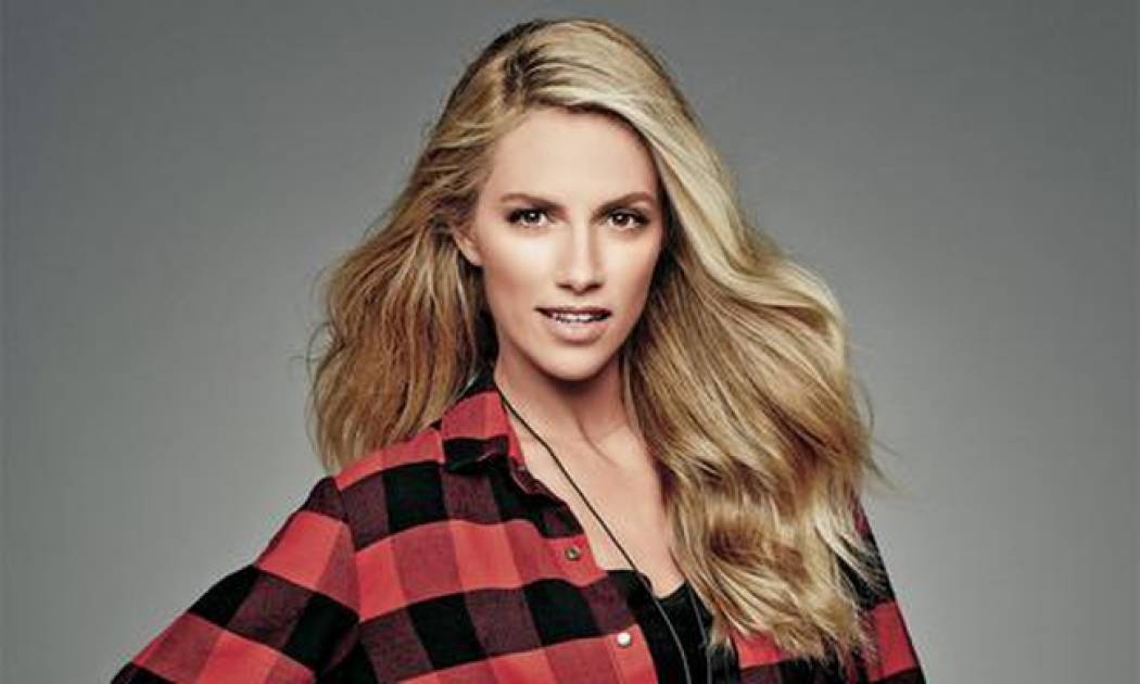 Ντορέττα Παπαδημητρίου: «Σκληρή κριτική έχω μάθει στη ζωή μου»