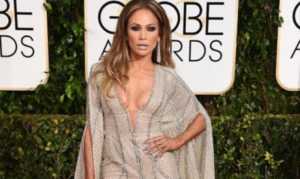 Έχεις δει την Jennifer Lopez χωρίς μακιγιάζ; Κι όμως, είναι μια απλή γυναίκα!