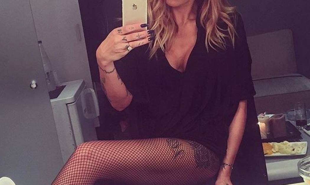 Η σέξι πόζα της που παραλίγο να ρίξει το instagram