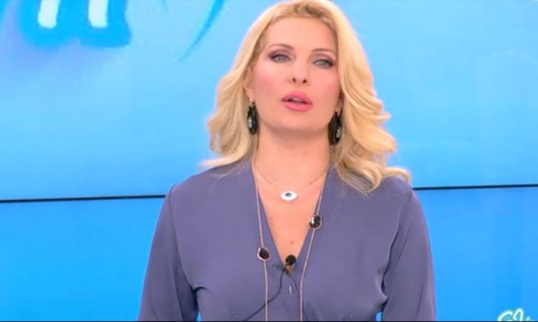 Η Μενεγάκη φορά το φόρεμα της Φουρέιρα – Τι αποκάλυψε η παρουσιάστρια;