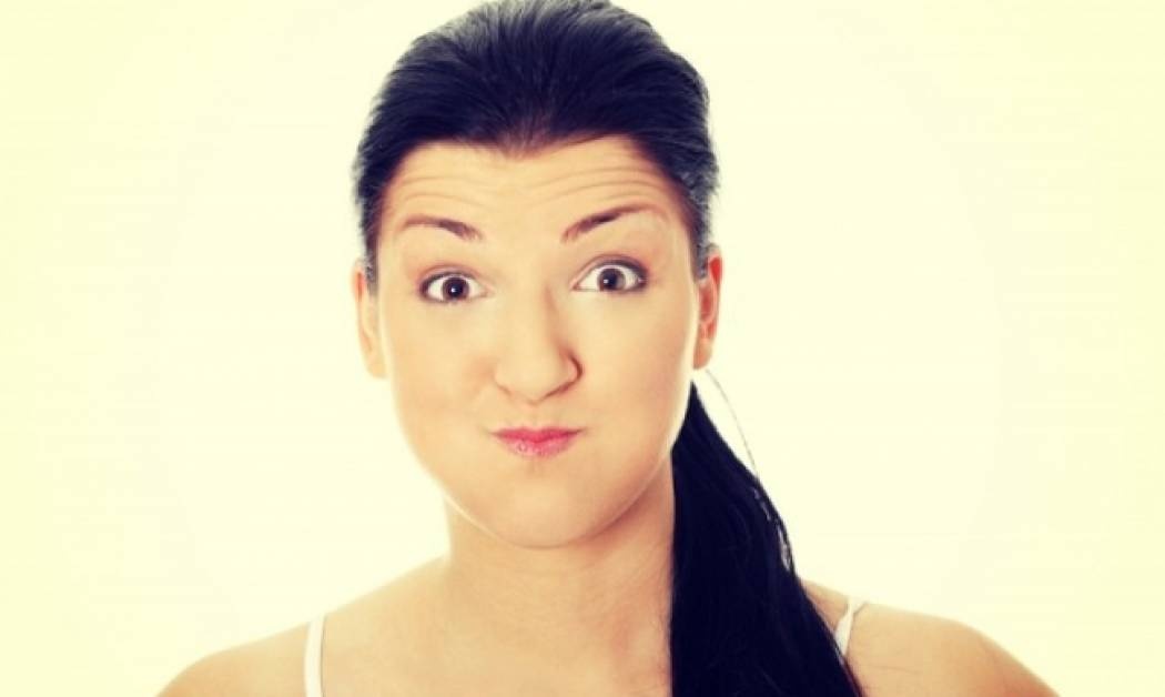 Επίμονος λόξιγκας: Ποιες σοβαρές παθήσεις μπορεί να φανερώνει