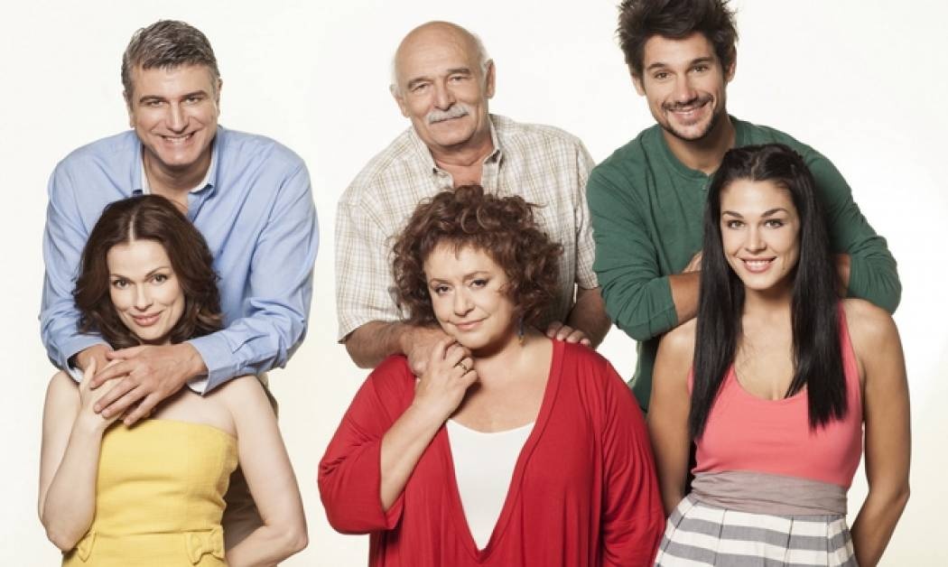 Μην αρχίζεις τη Μουρμούρα: Ο Χάρης έχει θυμώσει με τον πατέρα της Βάσως, γιατί...