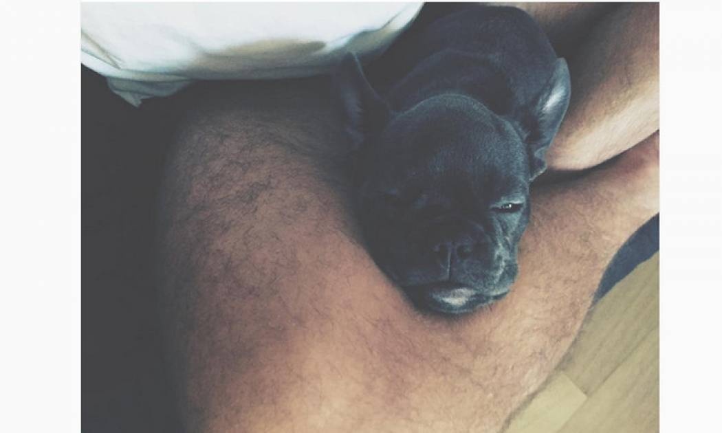 Εσείς ποιο μέρος του σώματος του Έλληνα ηθοποιού βλέπετε;