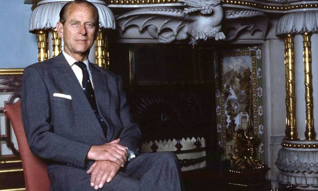 Ο Δούκας του Εδιμβούργου είναι πιο κομψός από τον πρίγκιπα Χάρι