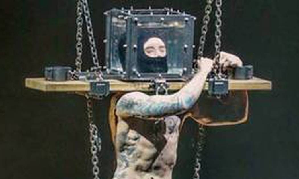 Προκαλεί το θάνατο ο νέος Χουντίνι