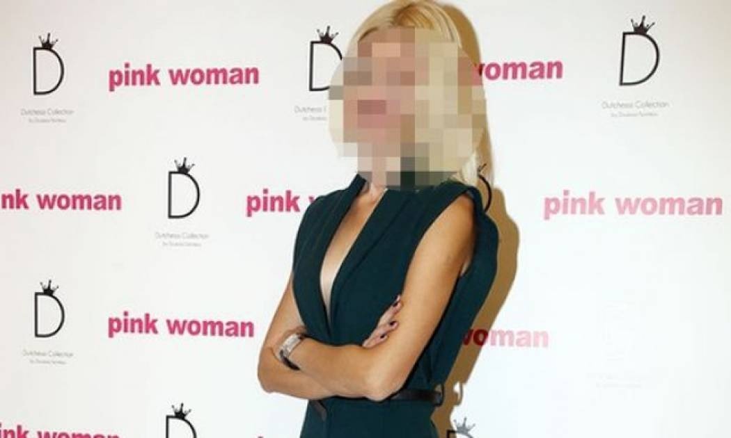 Γνωστή Ελληνίδα μαμά, κάνει γυμναστική υπό την επίβλεψη της κόρης της! (βίντεο)