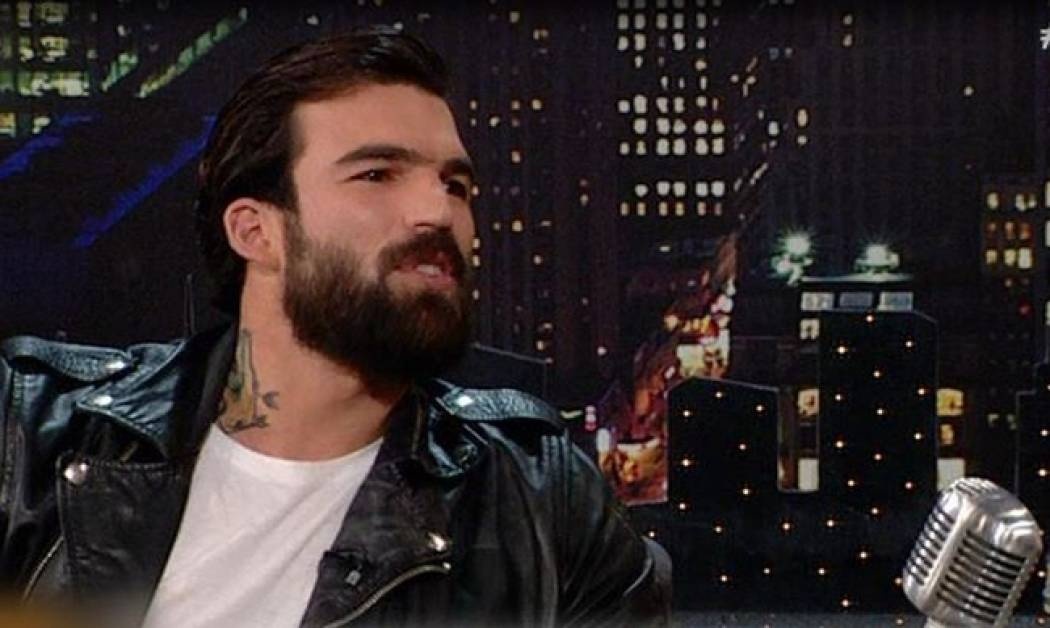 Αλεξάνδρου:«Δεν έχω καμία επικοινωνία με τον πατέρα μου. Δε γεννιούνται όλοι να είναι γονείς»