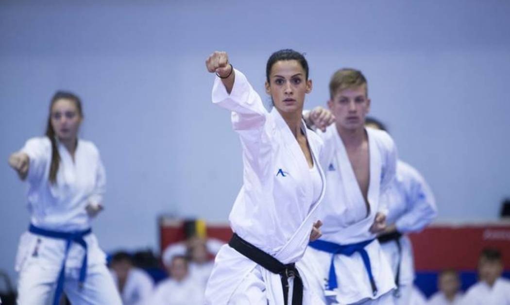 «Μάχη» κατά του Ζίου Ζίτσου και των πολεμικών τεχνών απο τη Μητρόπολη Γλυφάδας