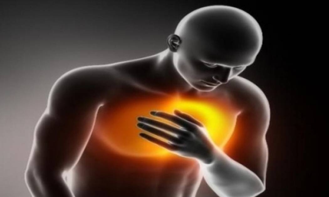 Οξύ έμφραγμα του μυοκαρδίου: Ποια είναι τα συμπτώματα & πώς θα προστατευθείτε