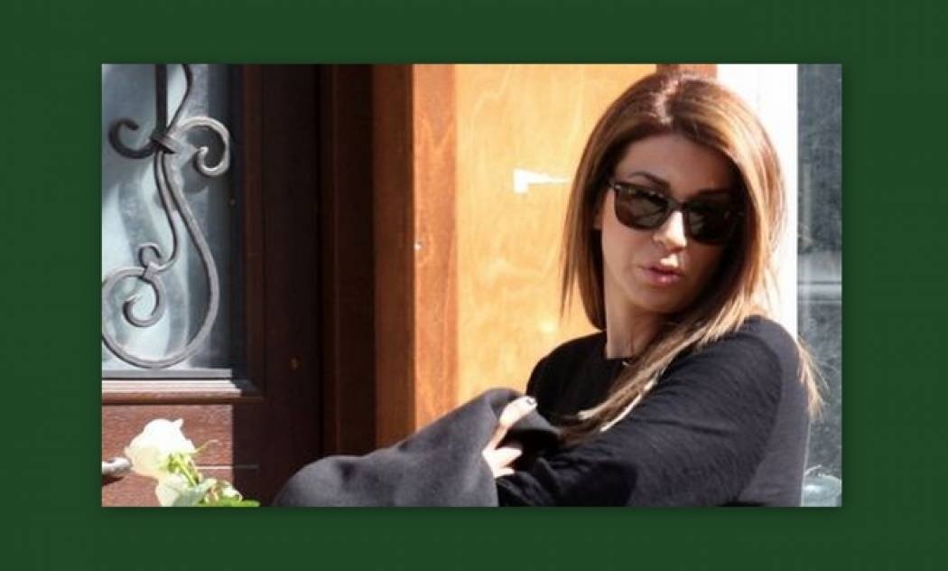 Χατζίδου: Τραγούδησε το «Λιώμα σε γκρεμό» και ξέσπασε σε κλάματα