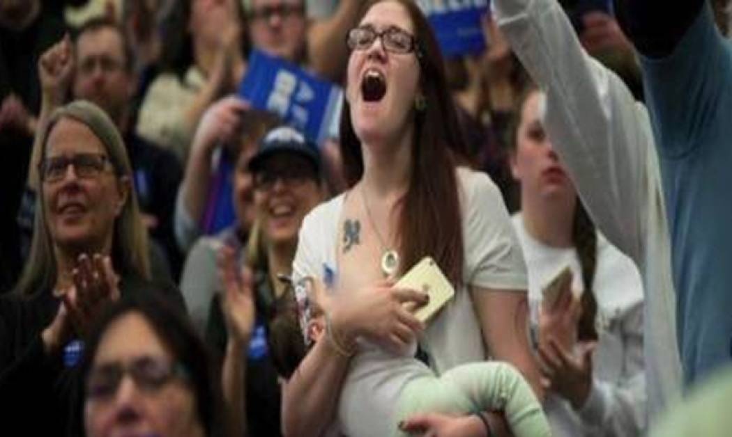 Η μαμά που έκλεψε τη δόξα από τον Μπέρνι Σάντερς