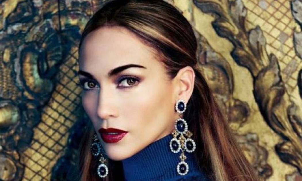 Η Jennifer Lopez στην πιο προκλητική της εμφάνιση ever: Δείτε τη