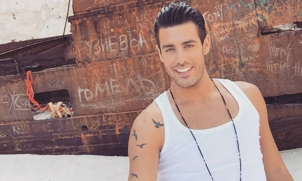 Κώστας Μαρτάκης: «Είµαι λίγο περίεργος και κυκλοθυµικός»