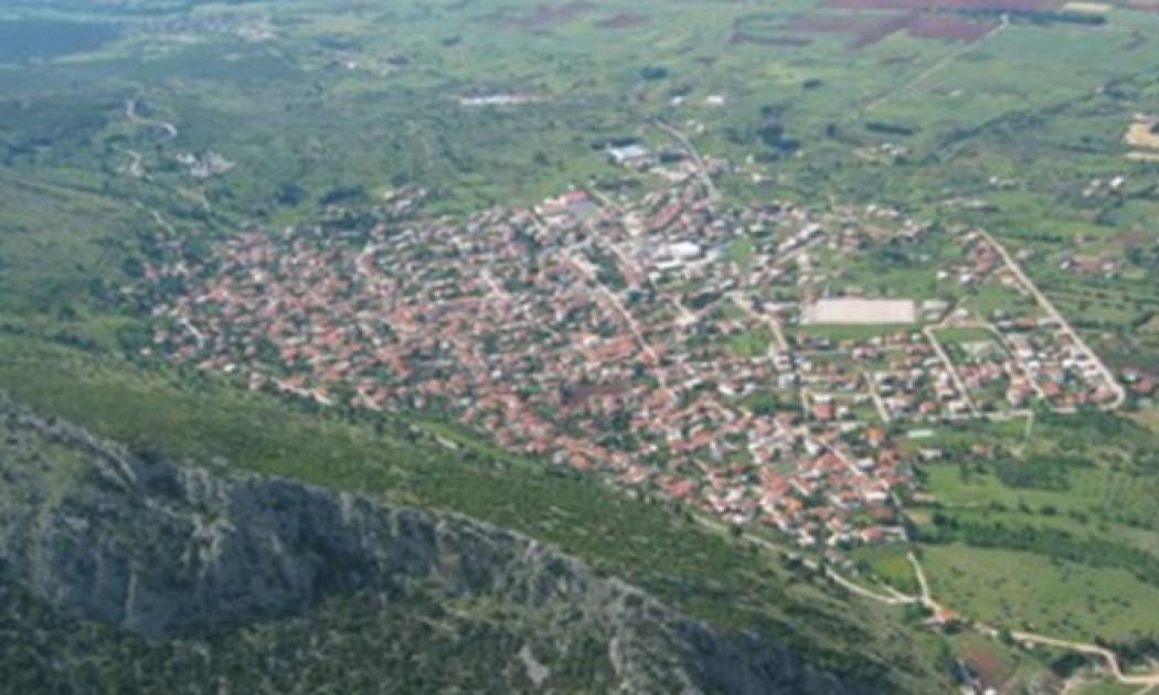 Αμφίκλεια: Και ξαφνικά όλοι έτρεξαν προς την πλατεία – Τι συνέβη την Κυριακή; (pics-vid)