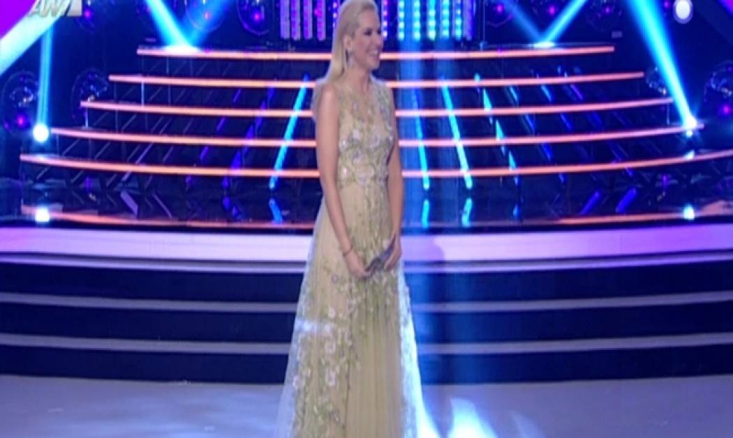 YFSF 3: Μαρία Μπεκατώρου: Ντυμένη μοντέρνα «Σταχτοπούτα» στο 2ο live