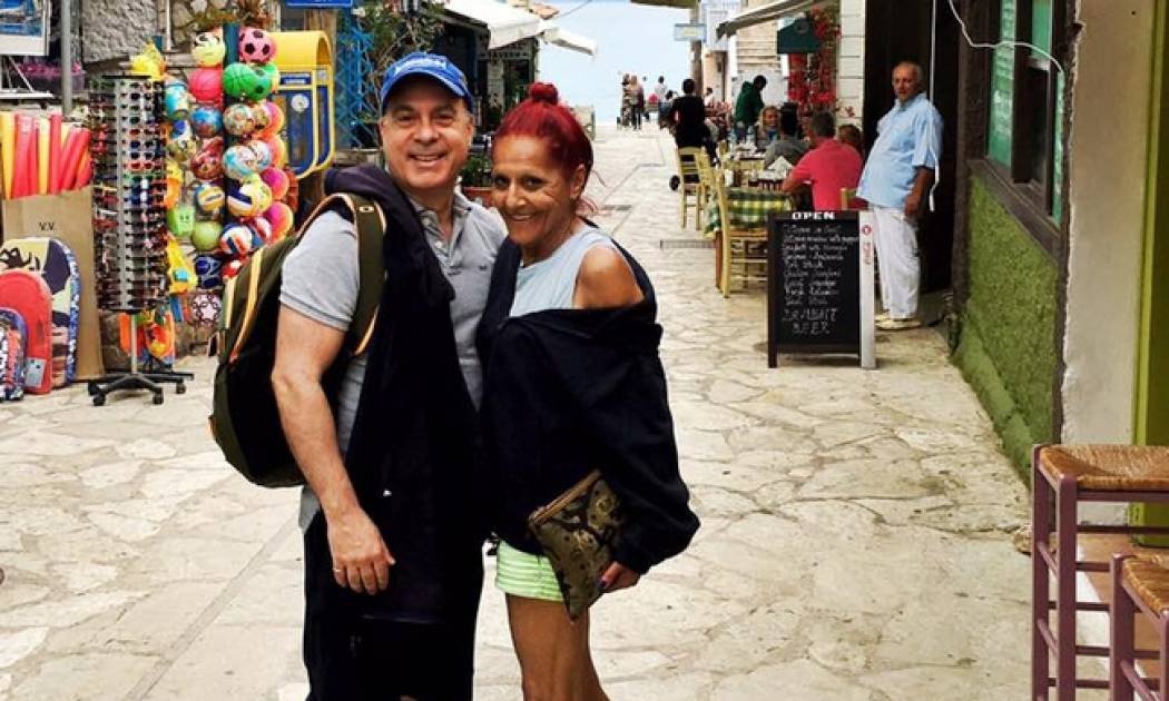 Σεργουλόπουλος- Patricia Field: Διακοπές σε Σύβοτα και Λευκάδα