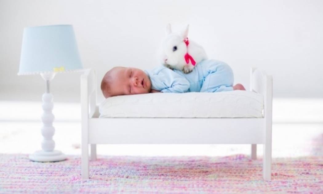 Μεσημεριανός ύπνος: Πώς επηρεάζει την πίεση