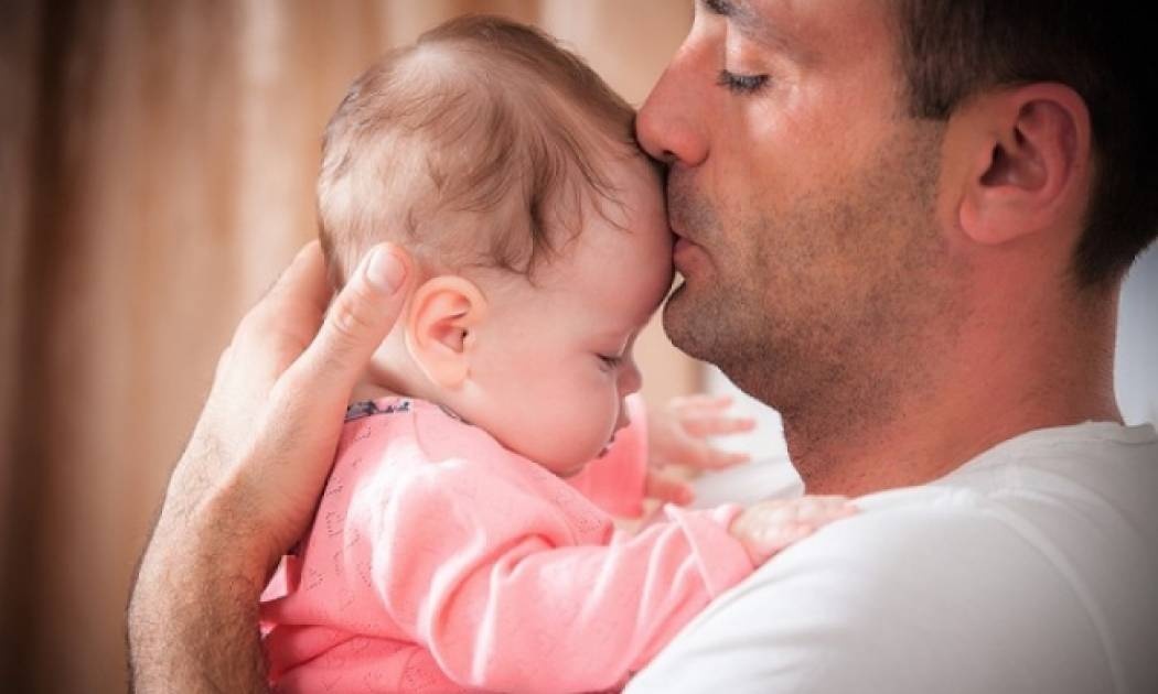 Πότε ένας άντρας θεωρείται πολύ μεγάλος για να κάνει παιδί