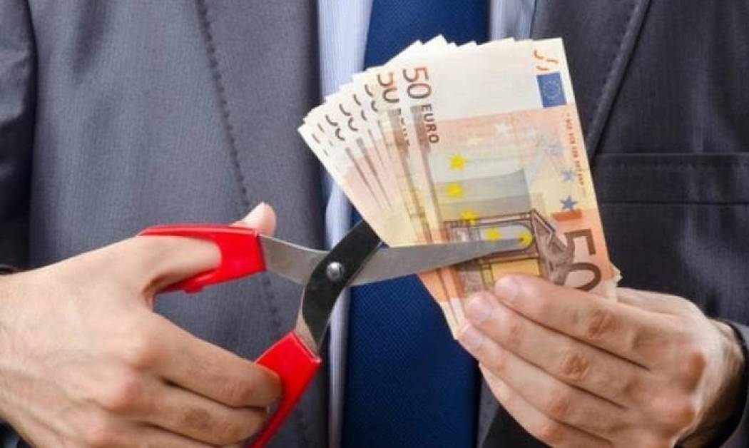 Από φθινόπωρο ξεχάστε 13ο και 14ο μισθό στον ιδιωτικό τομέα