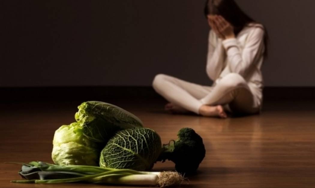 Διατροφικές διαταραχές: Τέσσερις σοβαρές επιπτώσεις στην υγεία