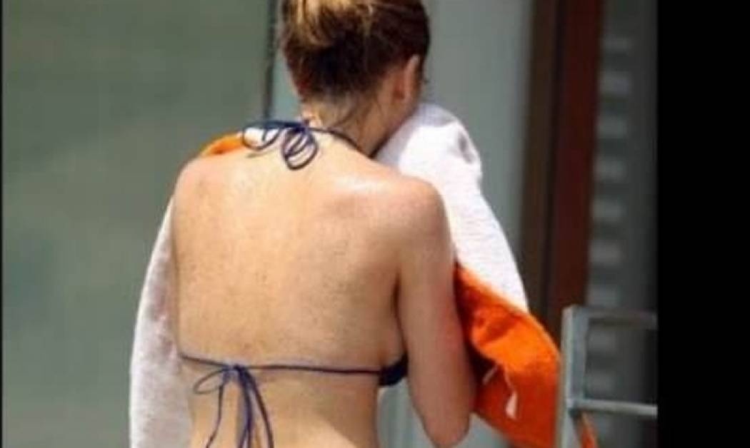 Quiz: Η superstar είναι στη Μύκονο για τα γενέθλια της