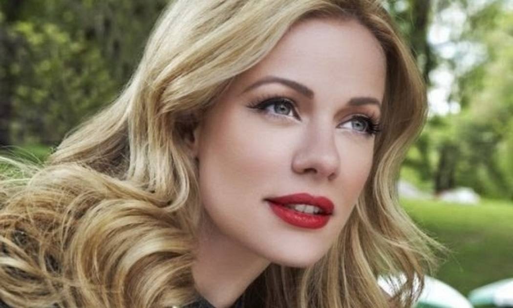 Δείτε την Ζέτα Μακρυπούλια στο… νηπιαγωγείο