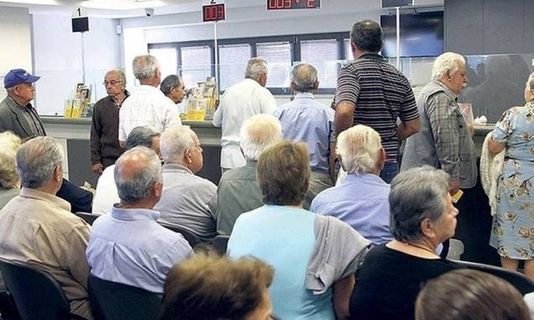 «Παρελθόν» το μέρισμα χηρείας: Κόπηκε μονομιάς, χωρίς κριτήρια και ενημέρωση