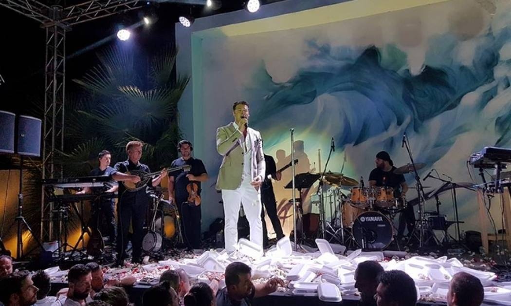 Χρήστος Χολίδης: Το αδιαχώρητο στην εμφάνισή του στον Μαραθώνα