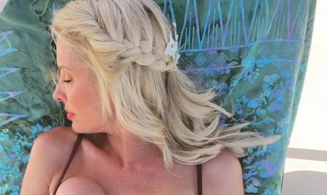 Υποκλινόμαστε: Οι 5 πιο σέξι φωτογραφίες της Ελένης Μενεγάκη στο Instagram