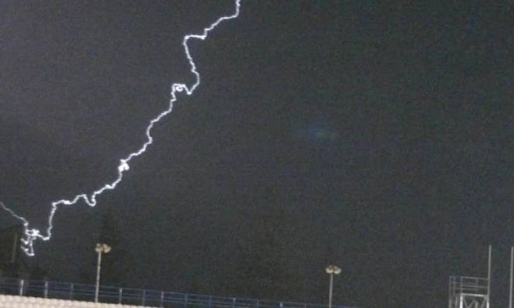 ΣΟΚ! Έλληνας ποδοσφαιριστής σε κρίσιμη κατάσταση από κεραυνό!