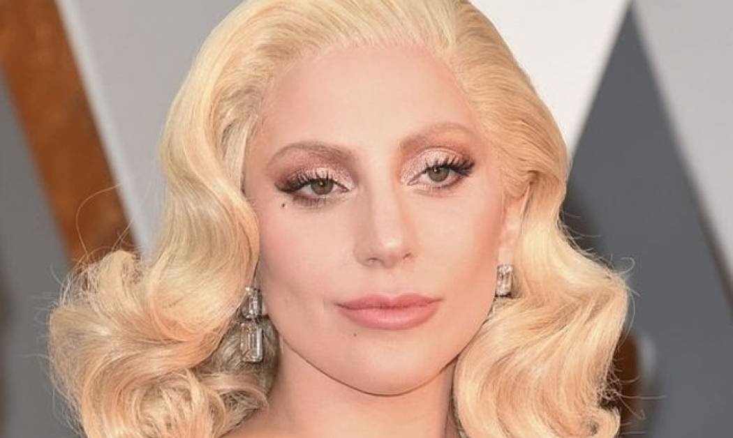 Όχι δεν είναι δυνατόν: Η σοκαριστική εμφάνιση της Lady Gaga που κάνει το γύρο του κόσμου