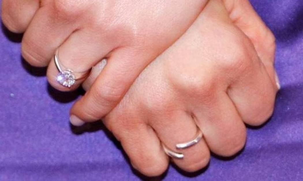 Κινητοποίησε μονάδα της Πυροσβεστικής για να κάνει πρόταση γάμου