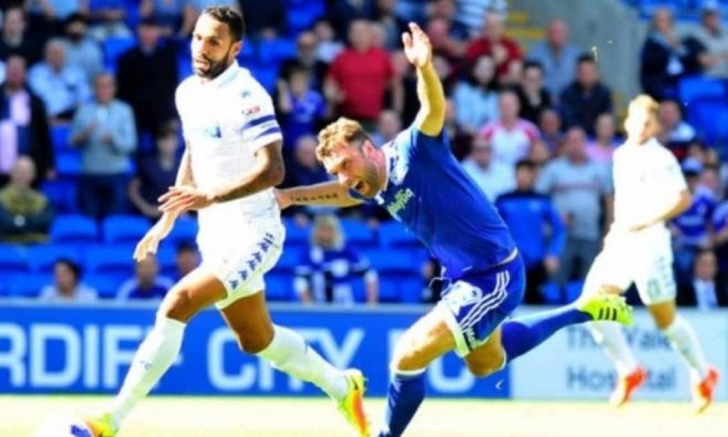 Καυτή οπαδός χάρηκε και έμεινε με το σουτιέν! (photo)