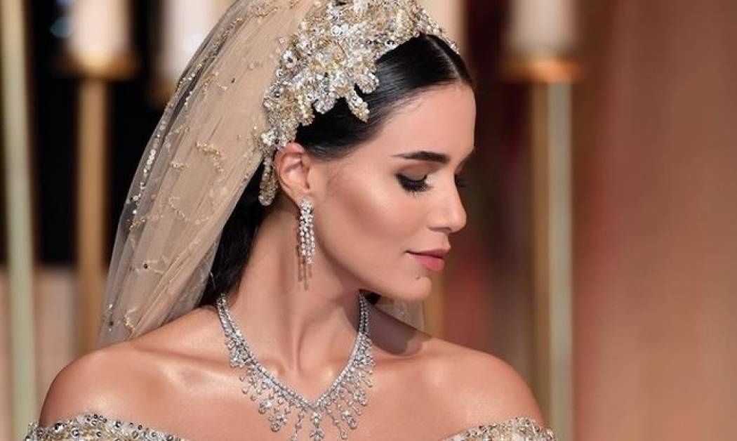 Αυτό είναι με διαφορά το πιο μαγευτικό νυφικό που έχουμε δει φέτος