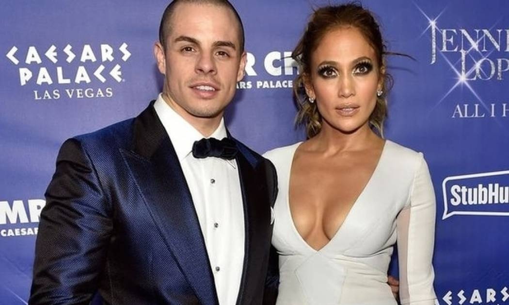 Ποια JLo; Ο πρώην της ξεπέρασε τον χωρισμό σε χρόνο dt και περιτριγυρίζεται από δεκάδες καλλονές