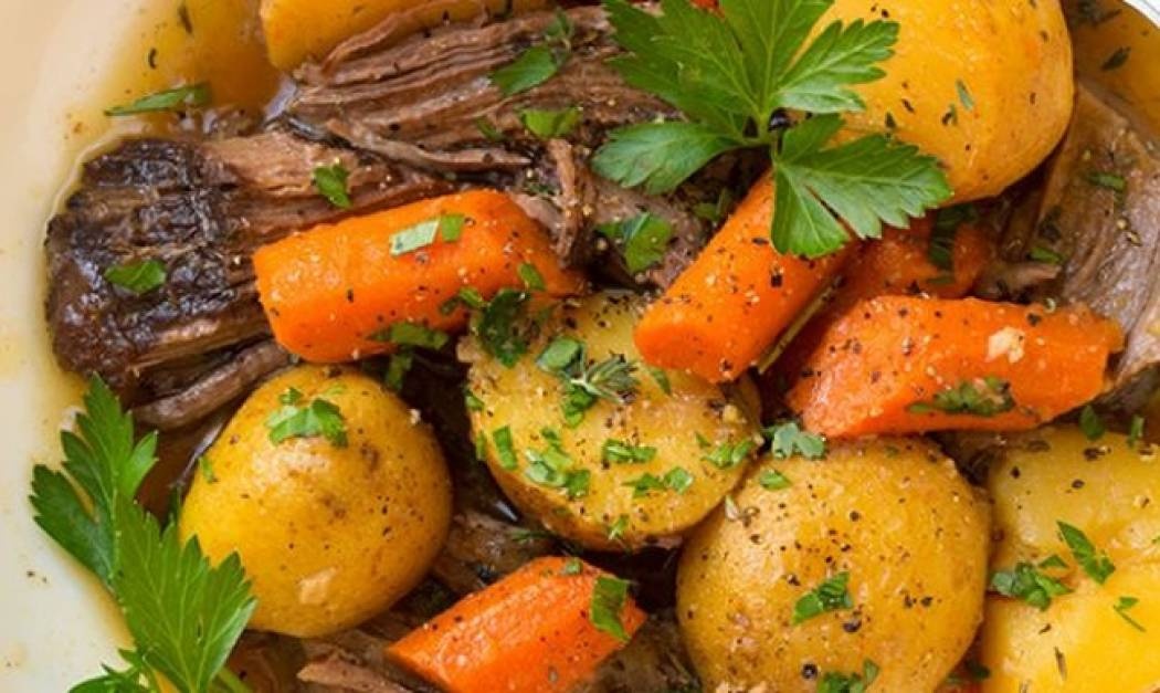 Μοσχαράκι λεμονάτο για το οικογενειακό τραπέζι