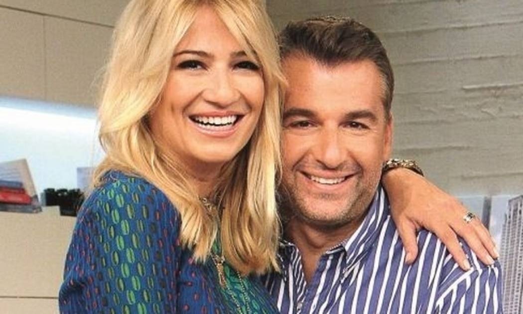 Δείτε πώς αντέδρασε ο Λιάγκας όταν ρωτήθηκε on camera για τρίτο πρόσωπο στο γάμο του με τη Σκορδά