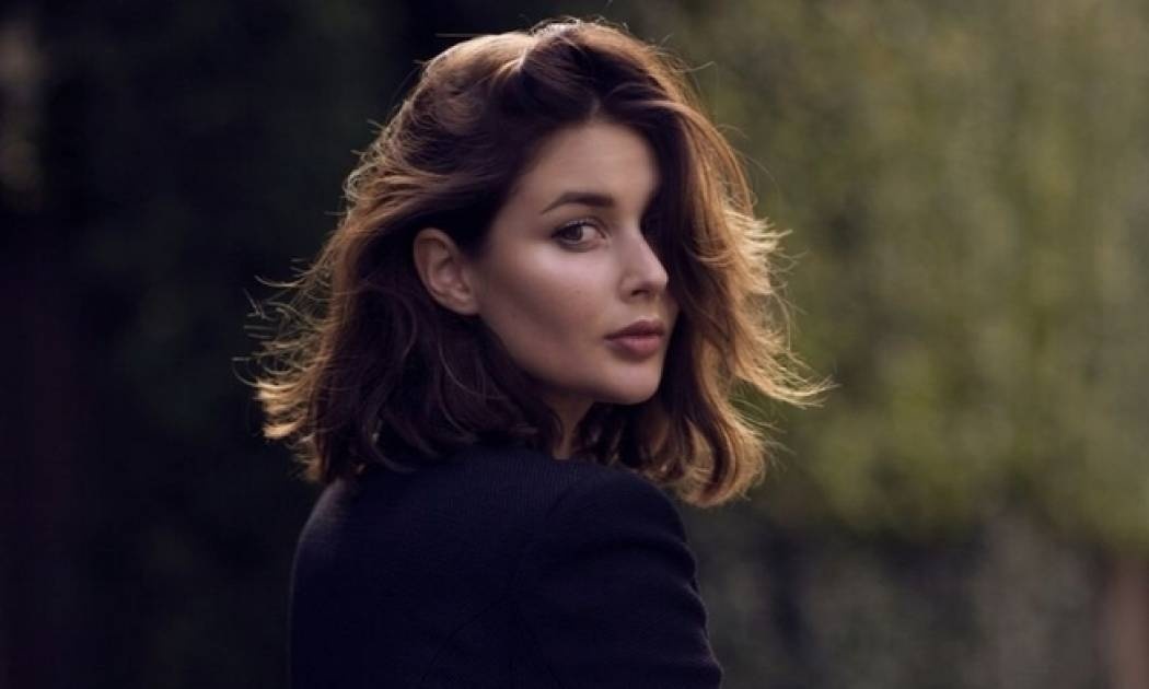 Το τέλειο φόρεμα για τις γιορτινές σου εμφανίσεις (και 6 τρόποι να το φορέσεις)