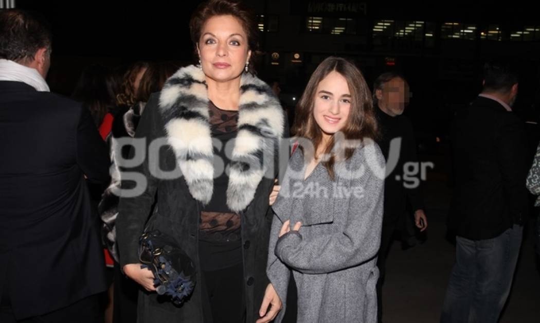 Αχώριστες μαμά και κόρη