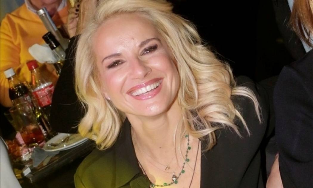 Η Μπεκατώρου διασκέδασε στην Ιερά Οδό με Πάριο-Βιτάλη