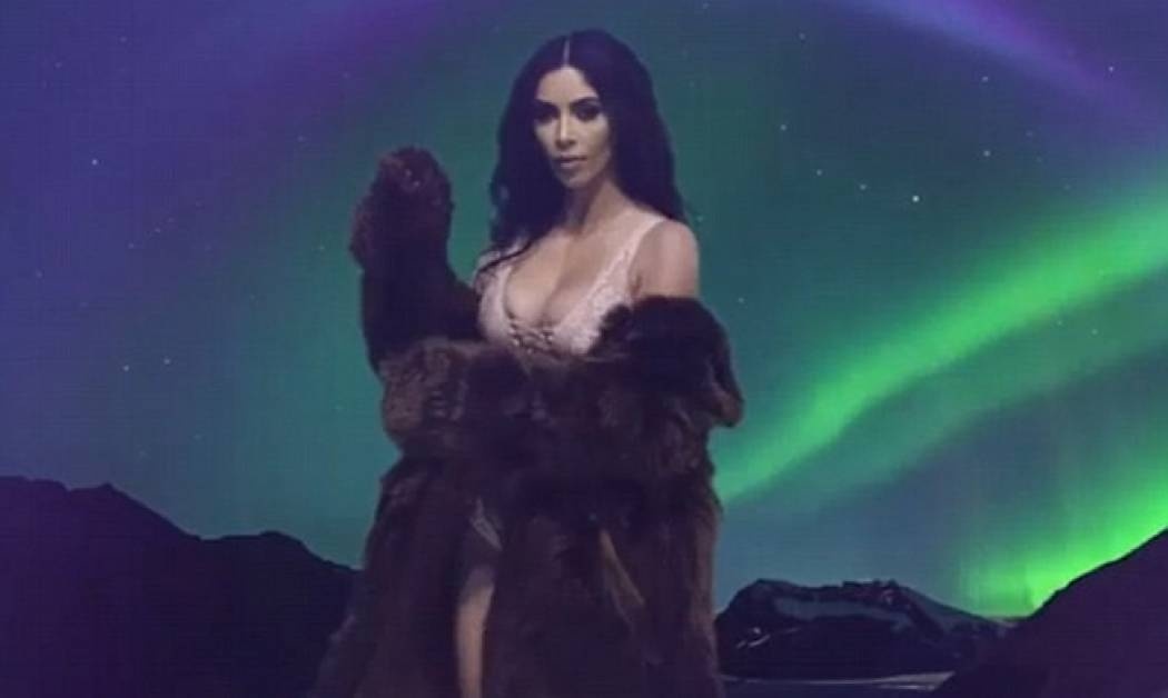 Η… διαστημική Kim Kardashian