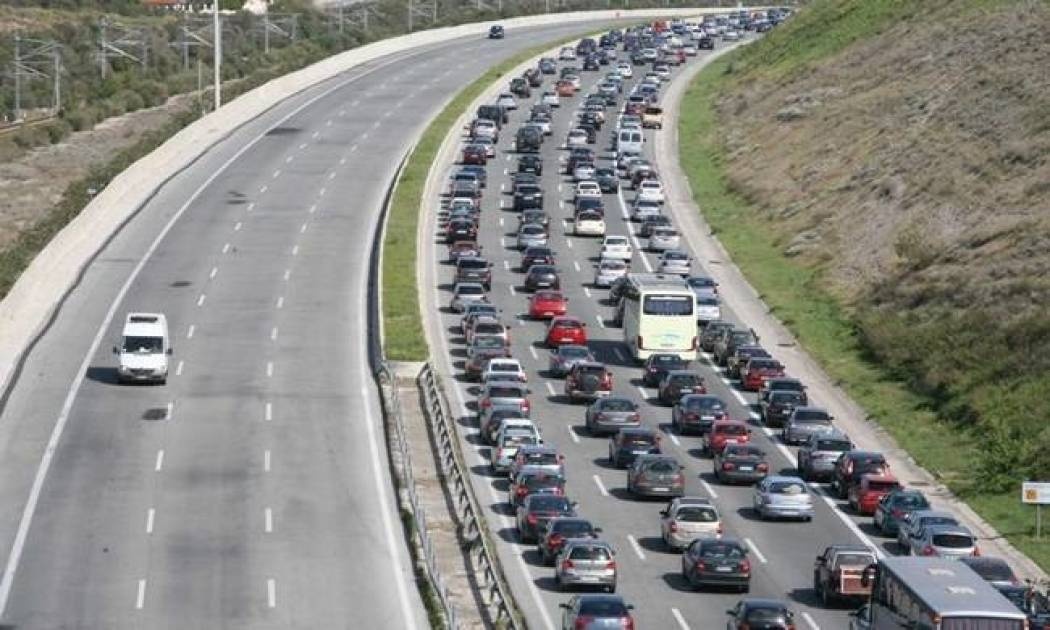 Συναγερμός στην Εθνική Οδό Αθηνών - Κορίνθου