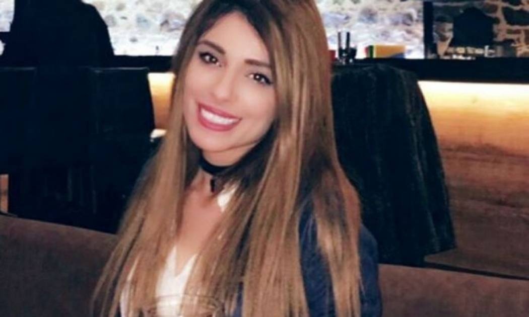 Μίνα Αρναούτη: Με γλέντι και σε τρελά κέφια υποδέχτηκε το 2017! (φωτό)