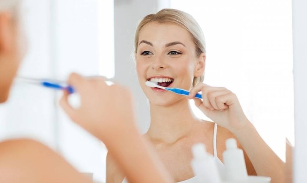 Πώς σχηματίζεται και πώς απομακρύνεται η οδοντική πλάκα