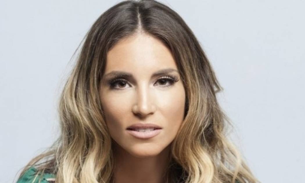 Οικονομάκου: Τα αρνητικά σχόλια κάτω από τις φωτογραφίες της στα social media που την επηρεάζουν